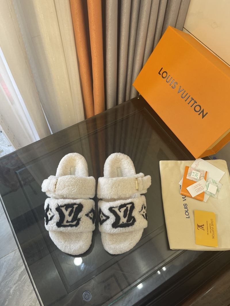 Louis Vuitton Slippers